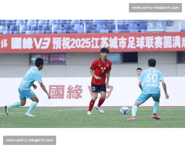 苏超：以玩之名，守护足球净地