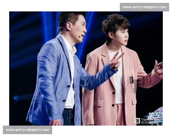 黄健翔坐镇江苏超会玩直击 “南哥之争”！南通 VS 宿迁巅峰对决点燃战火